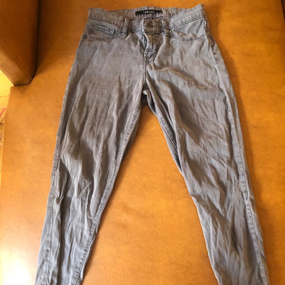 J Brand Cropped Skinny Jeggings - Grey - Slightly Cropped - Gently Worn